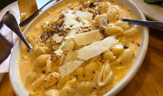 Indoroni Mac & Cheese